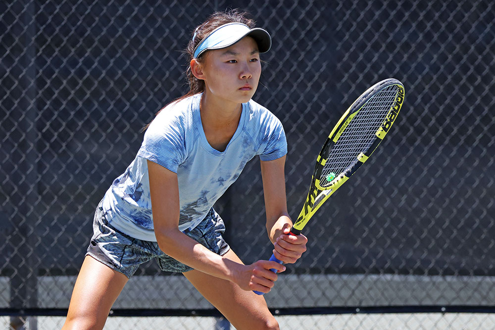 Who is leading the race to compete at the 2023 ITF Junior Finals?