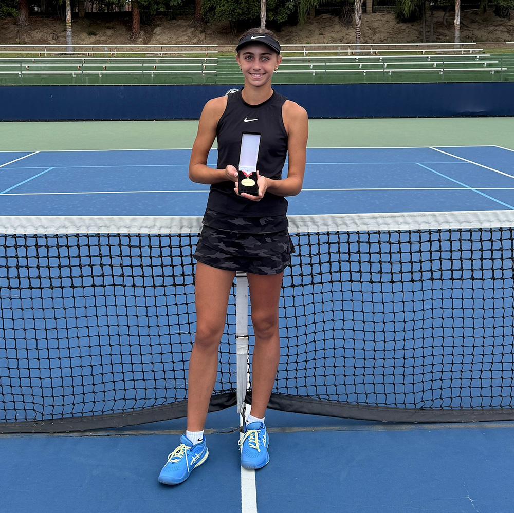 Andrea Jakovljevic, Girls’ 14 Singles Champion at the L2 in Claremont CA October 2025