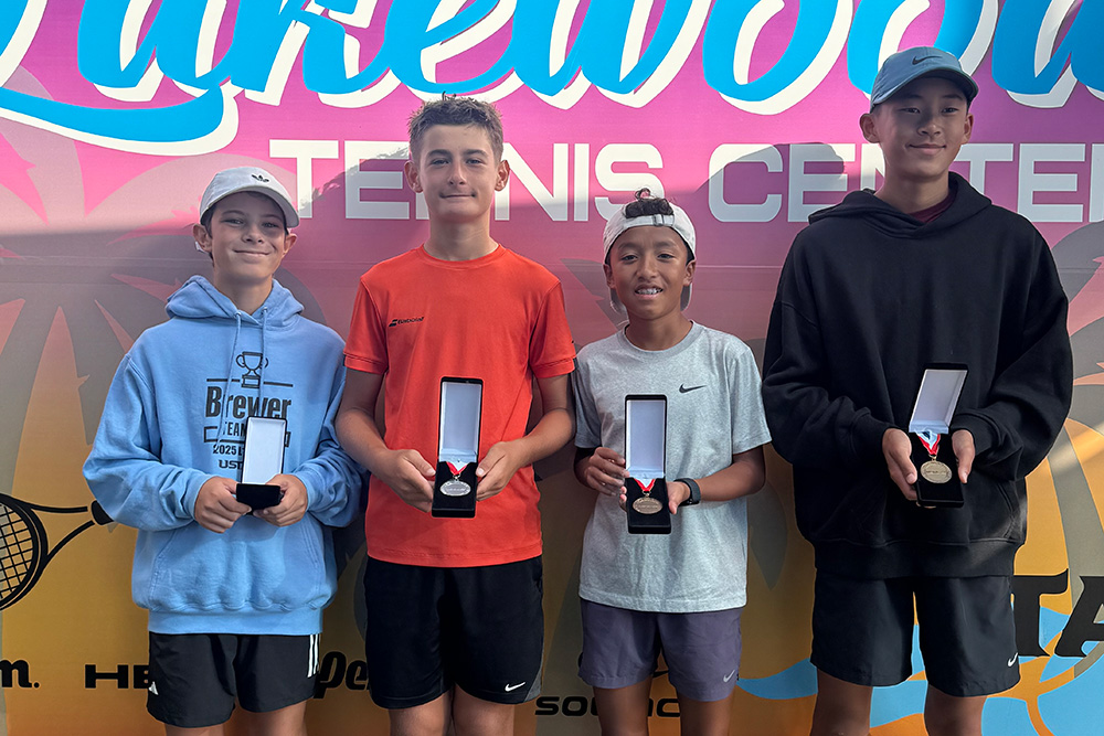 Team SoCal boys' 12s players at October 2025 Lakewood L2 tournament