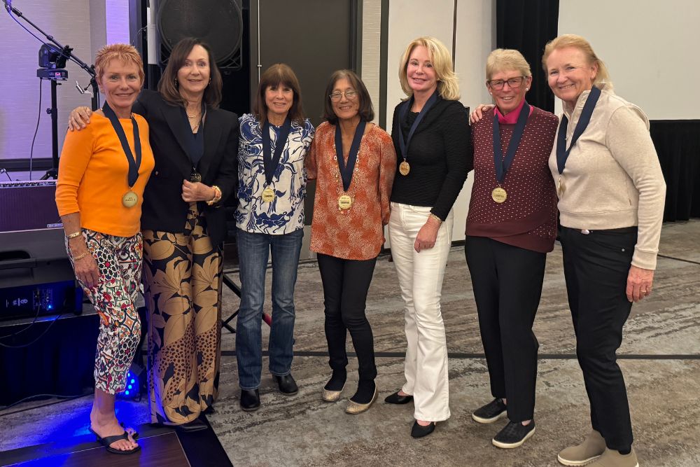 Women's 65s Team Gold Ball Winners at Women’s Intersectional Team Championships