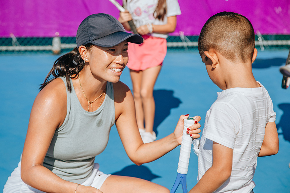 Sabastiani Leon Chao teaching tennis lessons
