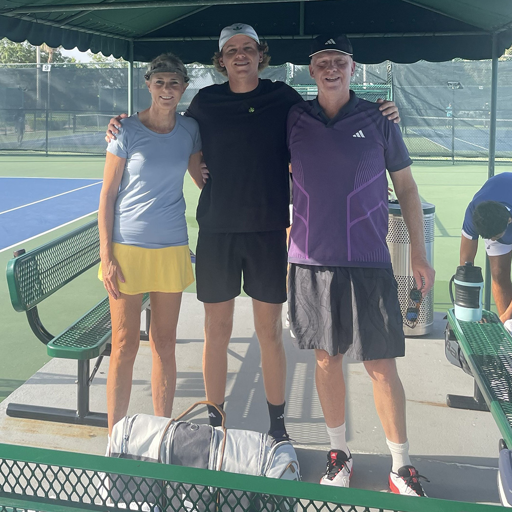 Alex Michelsen with parents Sondra and Erik Michelsen