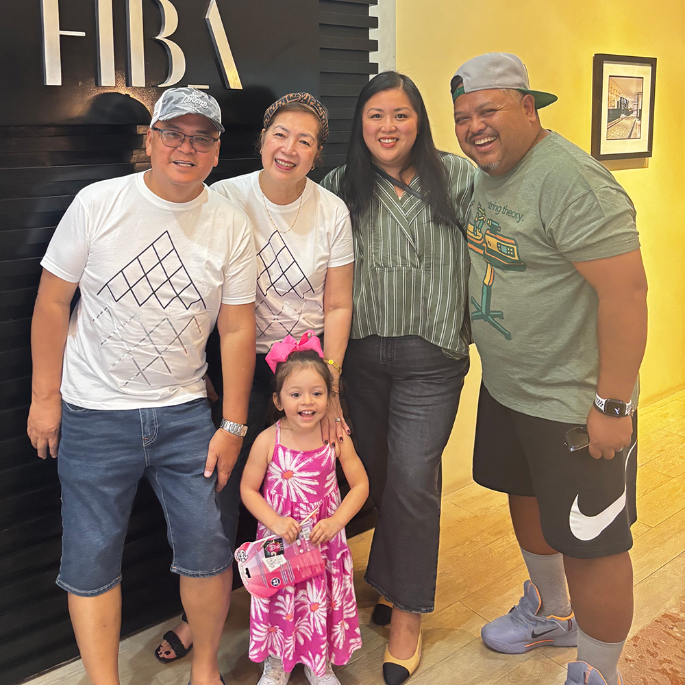 UJ Neri with his family