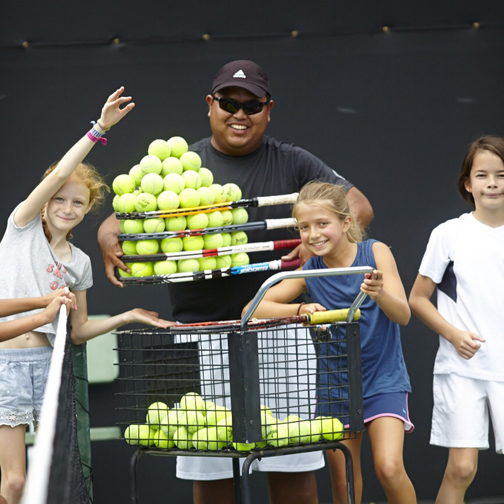 UJ Neri tennis coach in Los Angeles