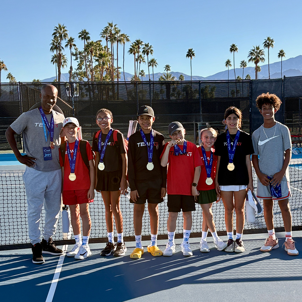 Gerald Mathews with Junior Team Tennis players at JTT Sectionals in Palm Desert