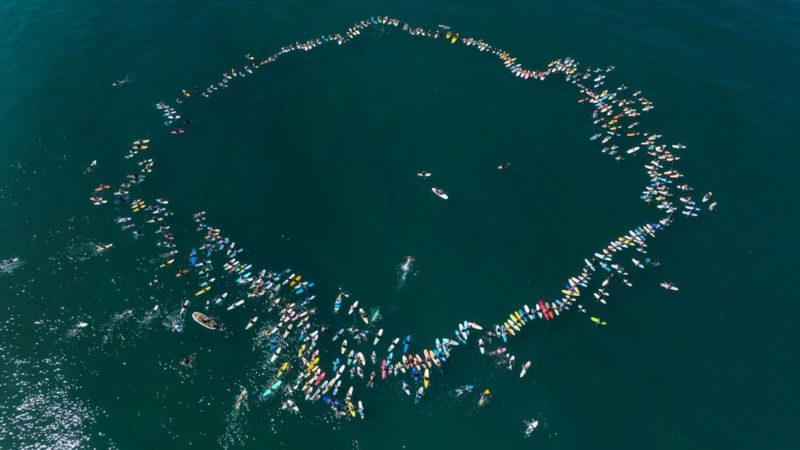 Over 200 friends, teammates, and community members gathered for a paddle-out to honor Braun Levi’s life and legacy.